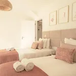 Liberdade Spacious Duplex Apt With Ac