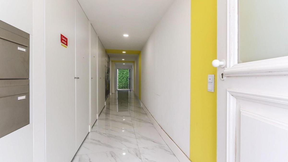 Apartment Liberdade Spacious Duplex With Ac